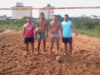 A equipe de Nova Parnamirim prestigiando o aniversário de Célio (Bombado) no dia 07.07.2012 - Edmilson - Cilinho - Bombado e Augusto